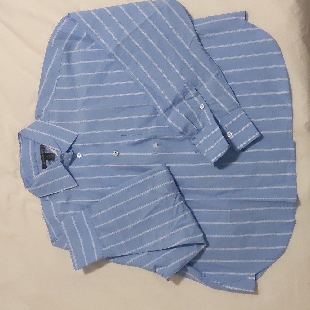 Banana Republic Cropped blouse